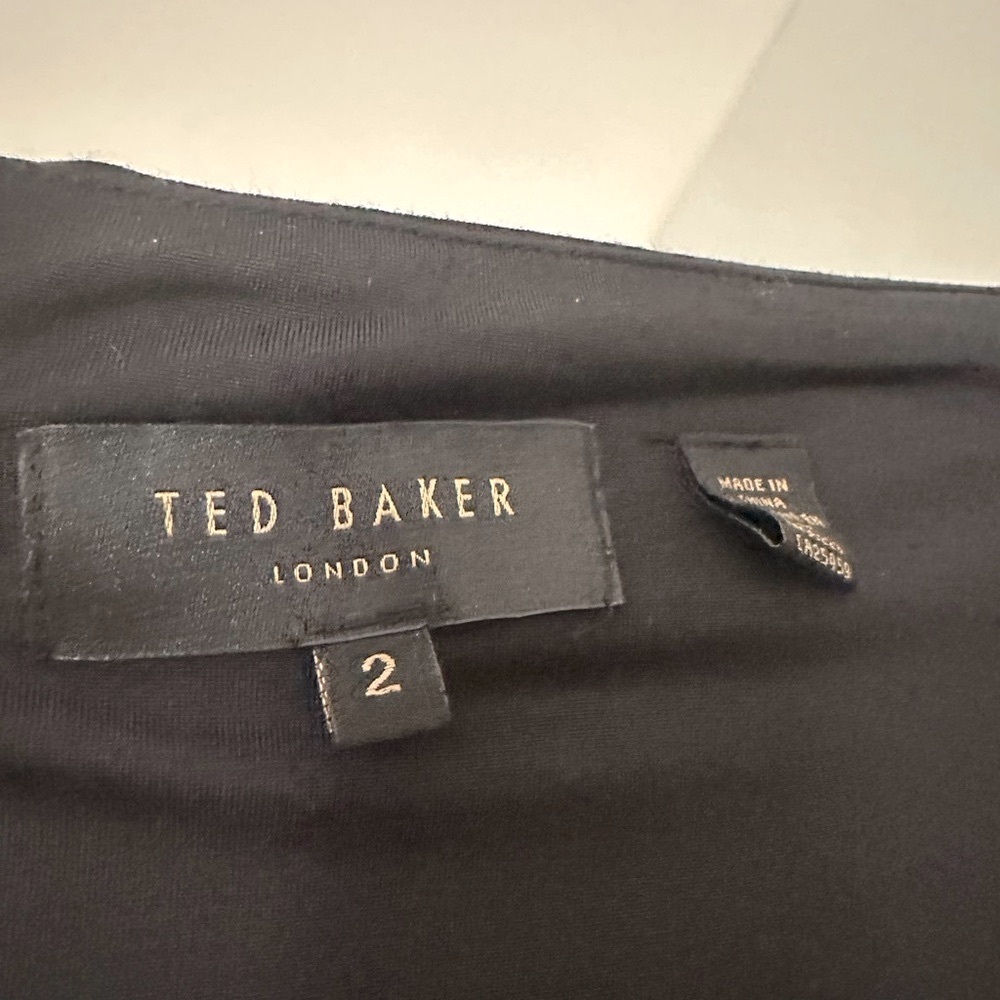 Ted Baker London Minerals Tulip Black Dress - Picture 3 of 5